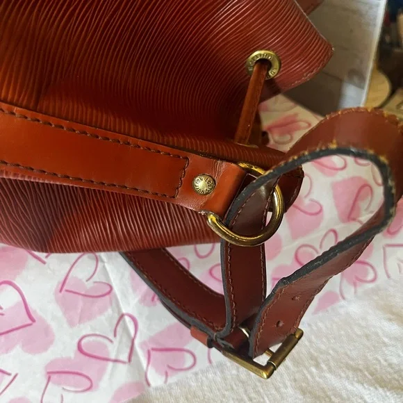 Authentic Louis Vuitton purse and wallet - Picture 6 of 16